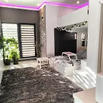 Urbano Burada No52a 3*