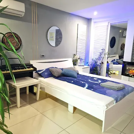 Apartment Urbano Burada No52a 3*