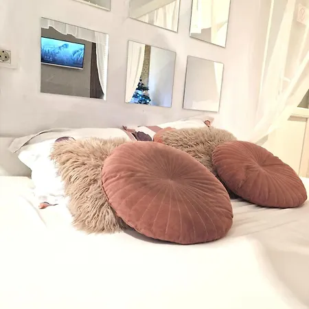 Urbano Burada No52a 3* Constanţa
